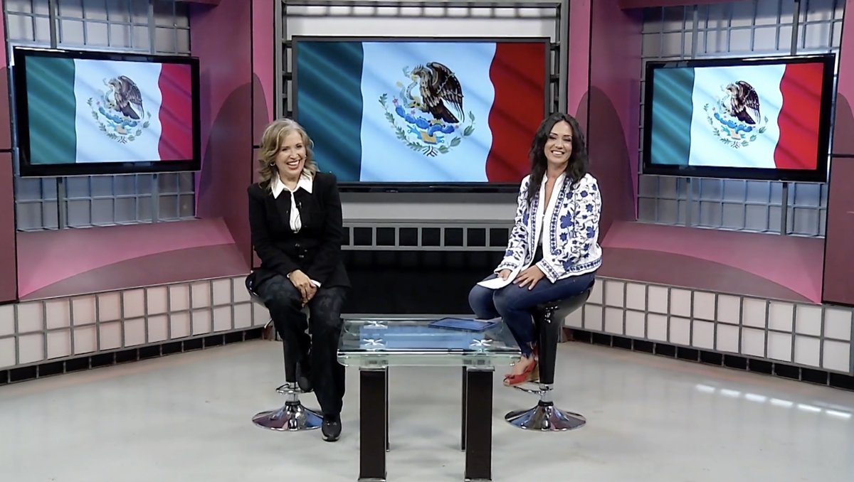 MasNoticiasRTV's tweet photo. La gran actriz mexicana #MaríaRojo nos visitó hoy #felizlunes en Más Noticias Emisión Vespertina.

Dale click aquí para ver la entrevista:
👇
https://t.co/Sao4duNl6j https://t.co/V2NrxzxDzF