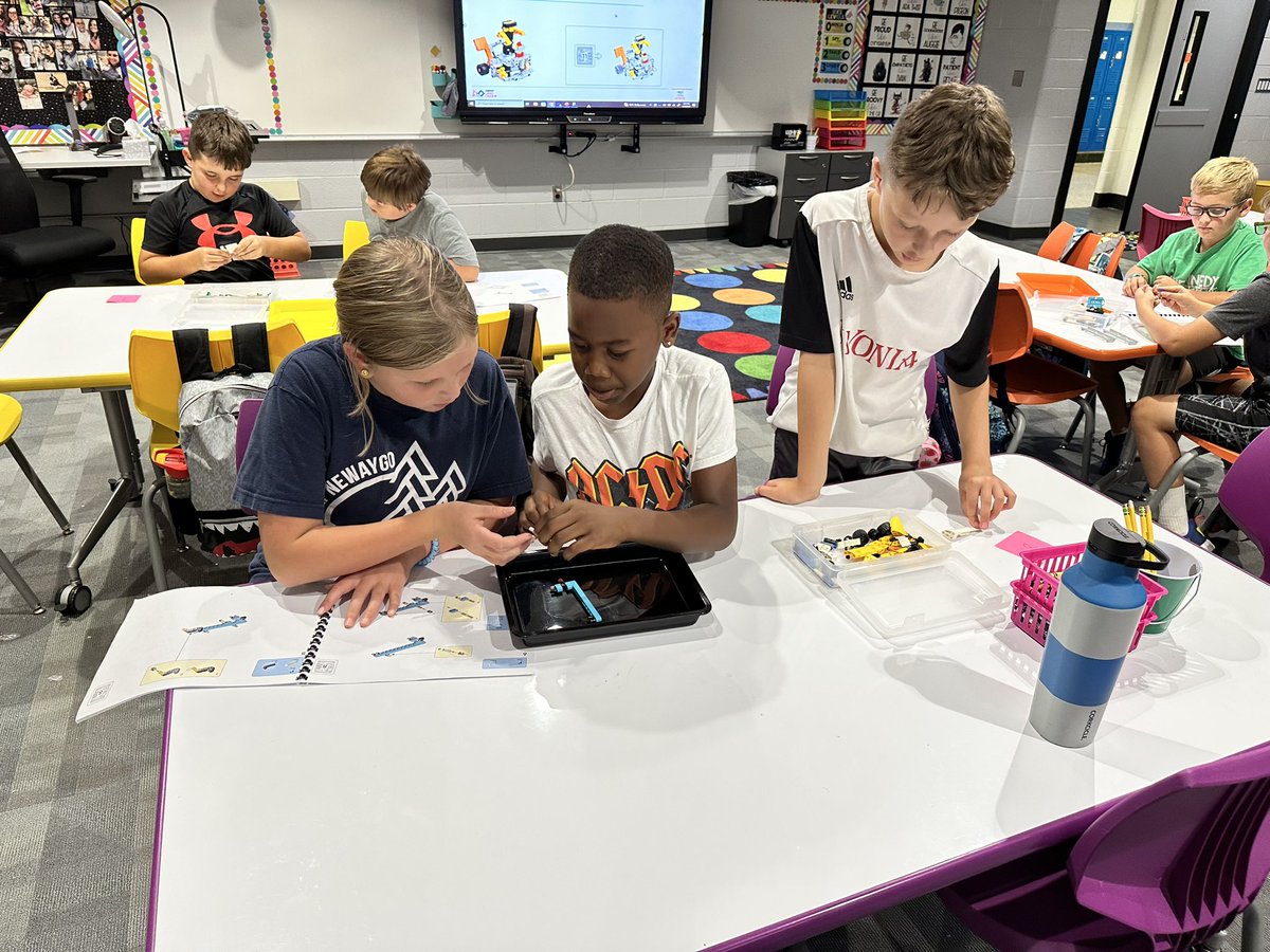 Alicia Bashawaty tweet media