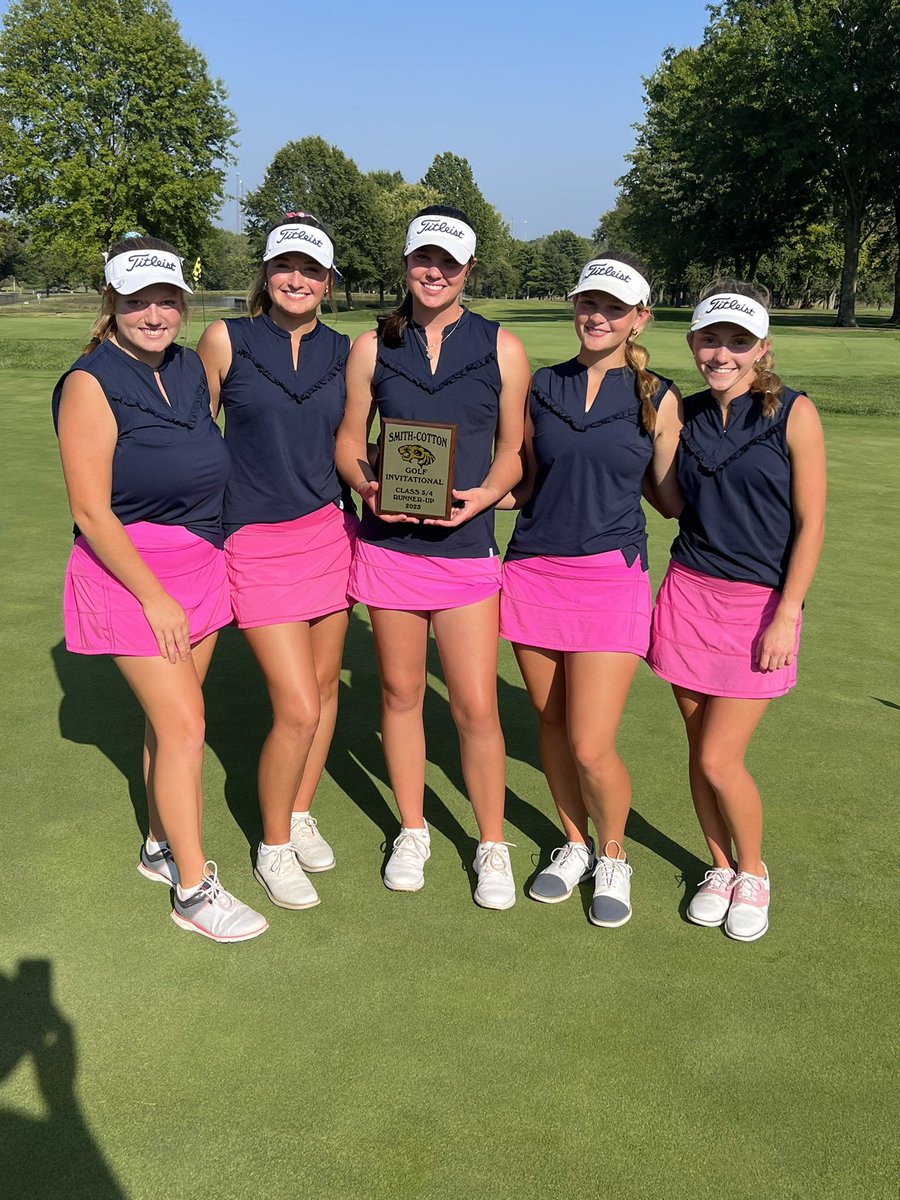 Tolton Girls Golf finish 2nd place as a team in the Smith Cotton Girls Classic today in Sedalia. Audrey was medalist with 68(-2)! Dual tomorrow at Lake of the Woods and the Angel Classic on Thursday. 

ACE’s WIN!