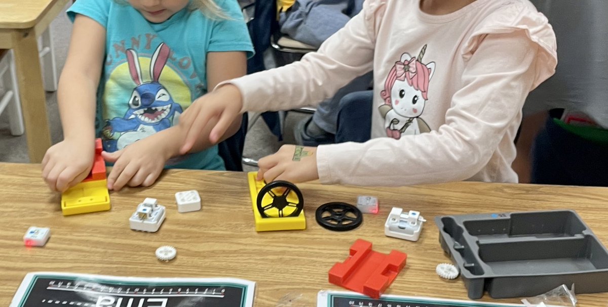 Elizabeth (@lizkaleta) on Twitter photo K-1 kiddos <a href="/BrookdaleBobcat/">Brookdale School</a> and <a href="/WelchWhiteTiger/">White Tigers</a> are having fun meeting Blocky and starting to explore the <a href="/SAMLabs/">SAM Labs</a> hardware blocks <a href="/ipsd204/">Indian Prairie 204</a> <a href="/lauranylen/">Laura Nylen</a> <a href="/keels226/">Dr. Keeley Schmid</a> #SAMsisters K-1 kiddos <a href="/BrookdaleBobcat/">Brookdale School</a> and <a href="/WelchWhiteTiger/">White Tigers</a> are having fun meeting Blocky and starting to explore the <a href="/SAMLabs/">SAM Labs</a> hardware blocks <a href="/ipsd204/">Indian Prairie 204</a> <a href="/lauranylen/">Laura Nylen</a> <a href="/keels226/">Dr. Keeley Schmid</a> #SAMsisters