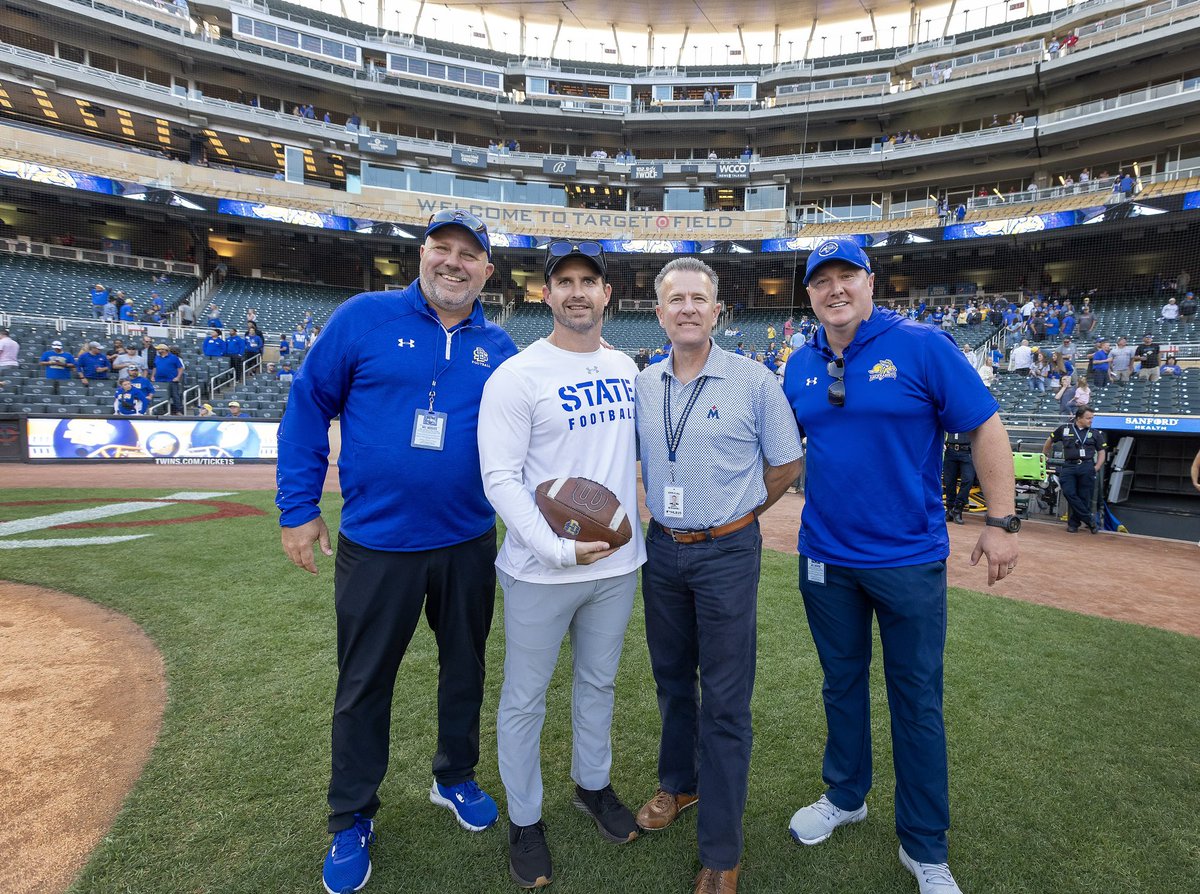 Slade Larscheid tweet media