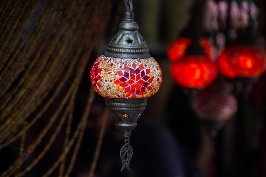Dreamy nights with the glow of colorful Arabic lamps. Illuminate your world with vibrant hues! 🌈✨ #ArabicLamps #ColorfulLights #ArabianNight