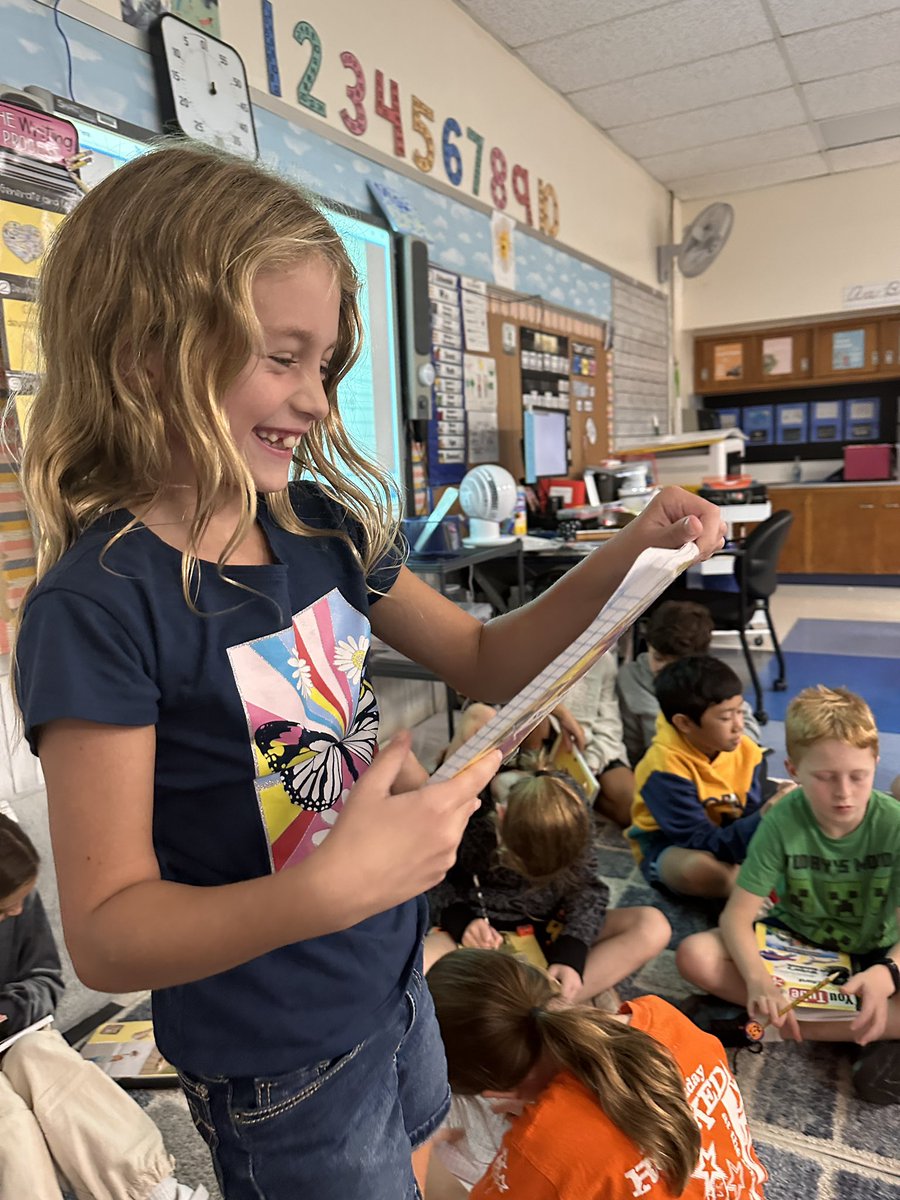 MsLeeHubbard's tweet image. “As a writer, I am good at _____. In third grade, I want to be a stronger writer by _____.” Ss in 3L identify their strengths, name them, and will work from their strengths! I can’t wait to see what these ss will accomplish 💪🏼 #TeachingForUnderstanding #HubbardSchoolRocks