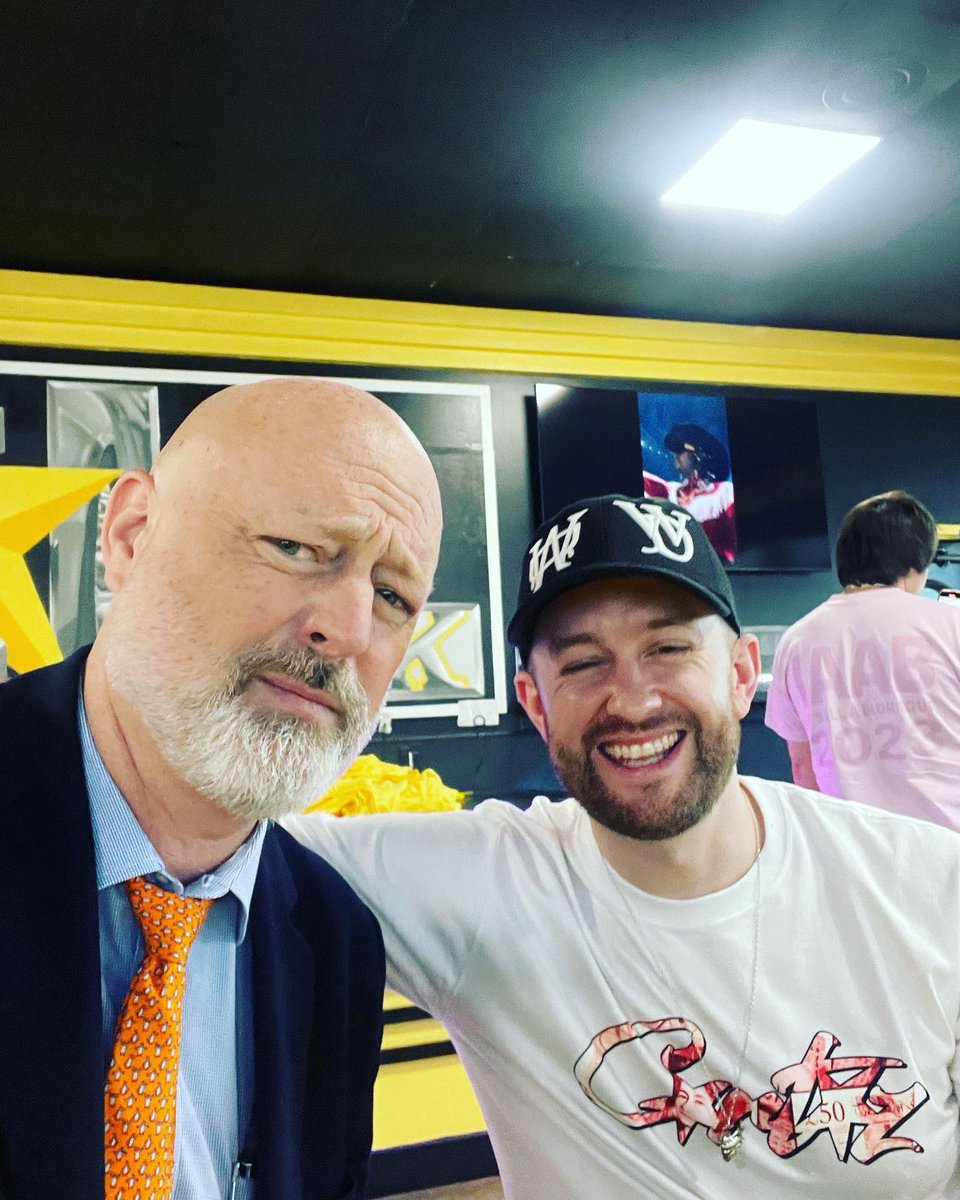 With <a href="/Martin2Smoove/">Martin 2 Smoove</a> and <a href="/djandypurnell/">Andy Purnell</a> in Houston, you know we had to hit <a href="/trillburgers/">trillburgers 🍔</a> with <a href="/bunb/">BunB</a>.