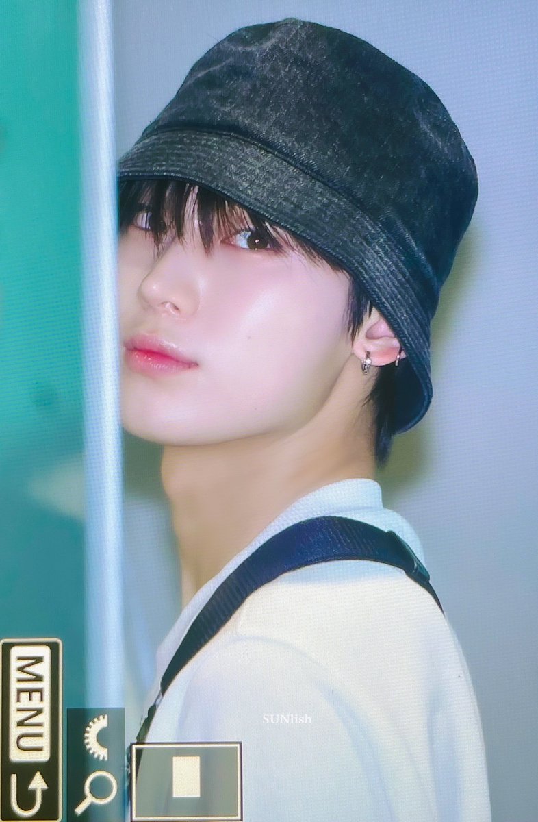 ๐๐๐๐ฅ๐ข๐ฌ๐ก tweet media