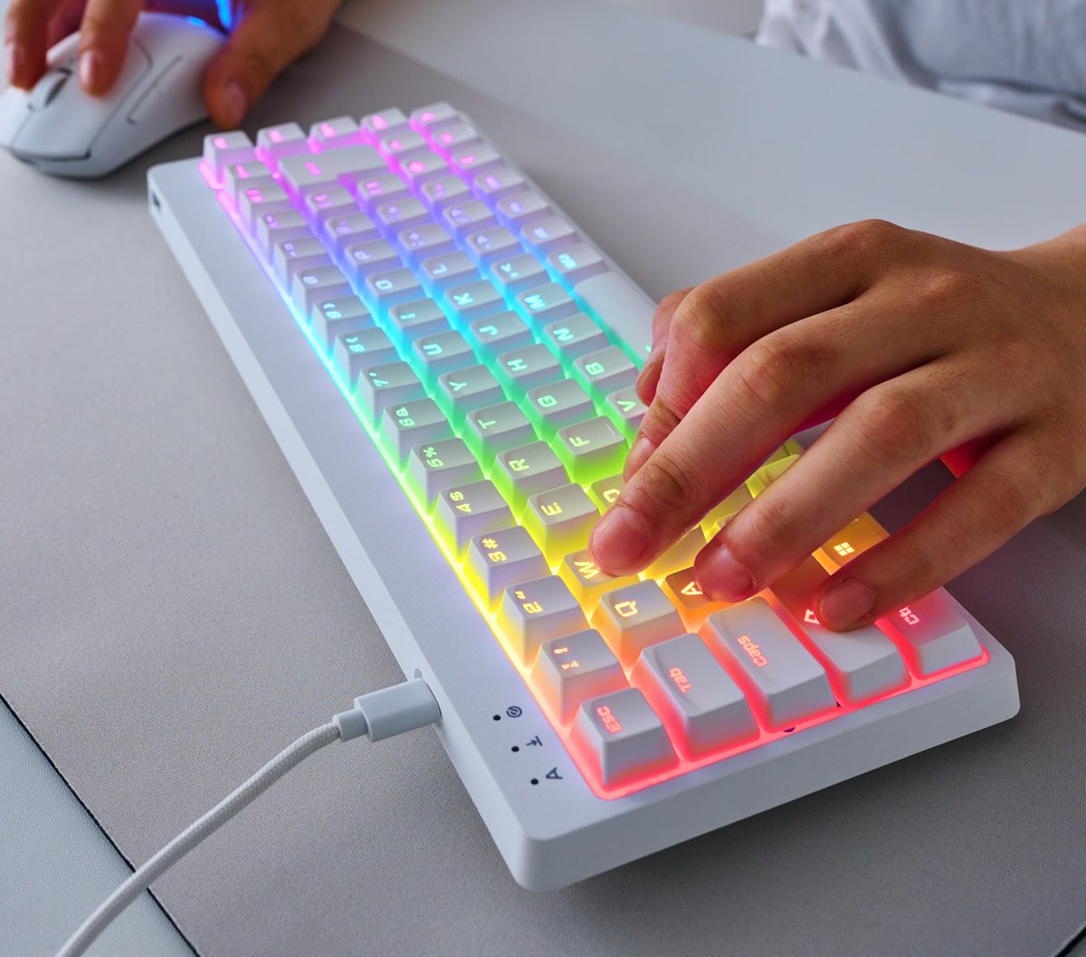 ELECOM GAMINGが新キーボード「VK600A」の予約開始、ラピトリ採用で 