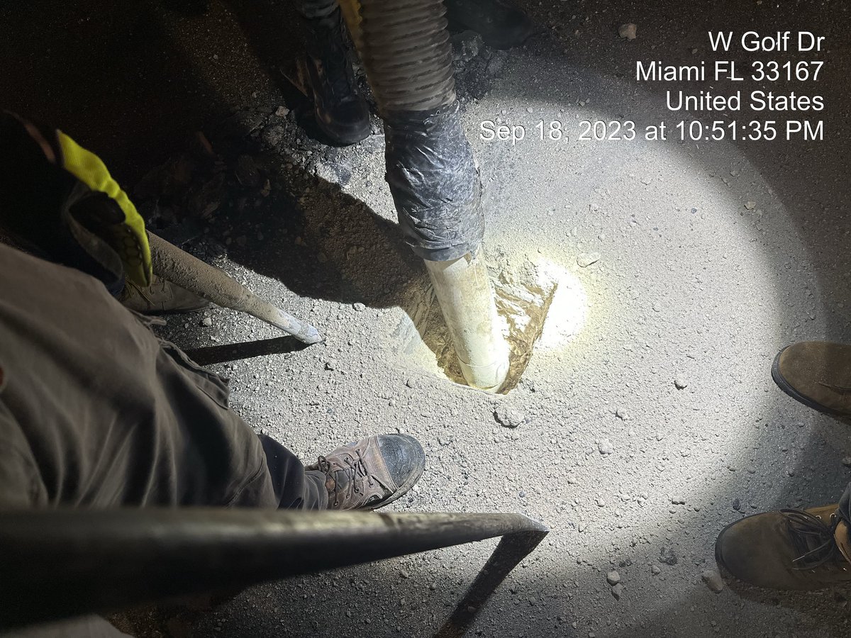 _DMSI_'s tweet photo. Subsurface exploration @MiamiDadeCounty @MiamiDadeWater https://t.co/papBU2VLqe