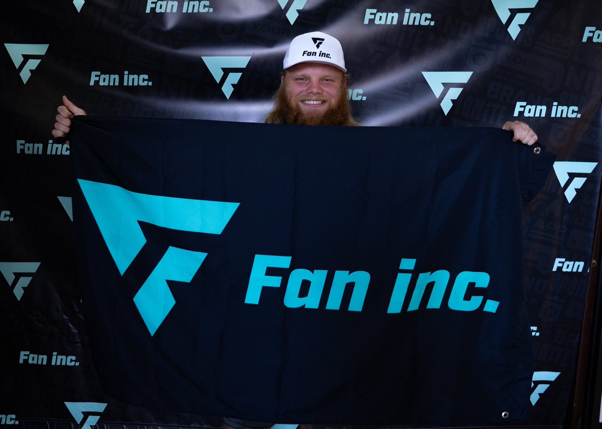 charlieR_07's tweet image. I am supper excited to announce that I signed a new NIL deal with Fan Inc. Y’all go download the free app and donate! Link in bio!
app.faninc.com/social/charlie…
