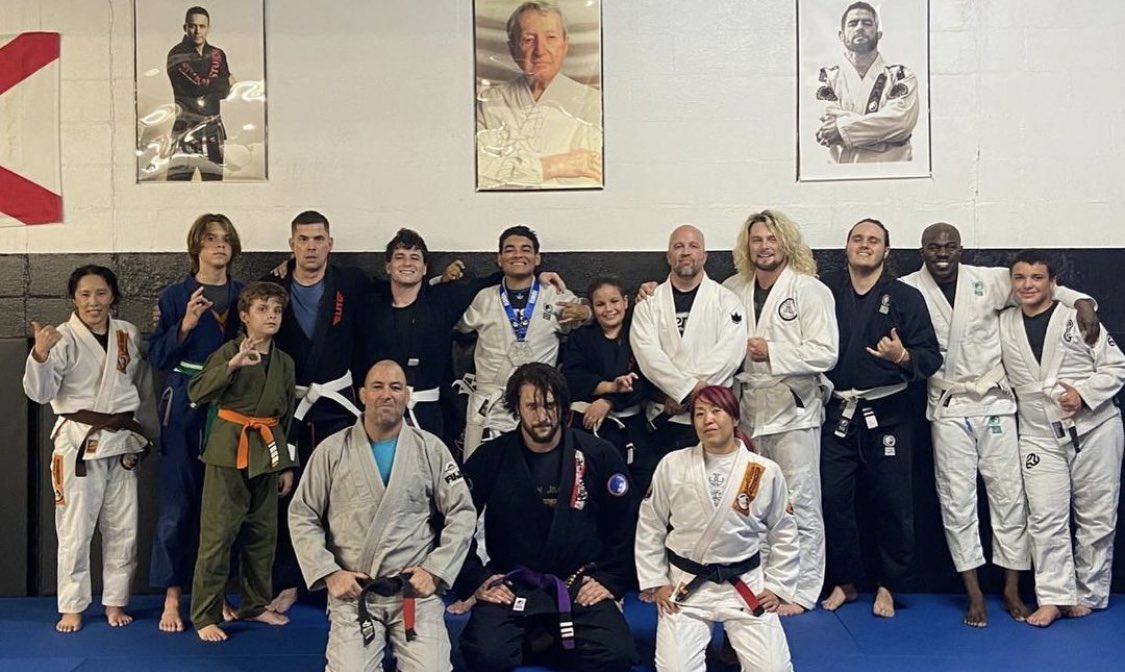 realKILLERkross's tweet image. Everyone killed it today, solid classes back to back.
A lot of perseverance and future world champions in the room.

@rudos_bjj 🥋🤙💀