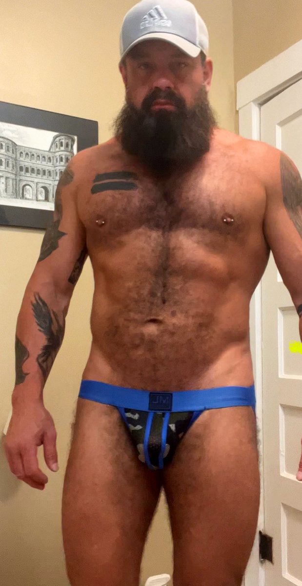 southernbeards0's tweet photo. What color? @Jockmail_mx @Jockmail @JM_Underwear https://t.co/iNytHBdNlg