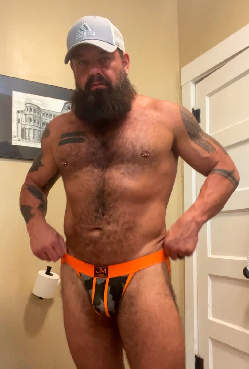 southernbeards0's tweet photo. What color? @Jockmail_mx @Jockmail @JM_Underwear https://t.co/iNytHBdNlg