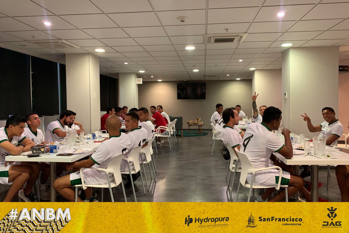 Oficial_ANBM's tweet photo. La Selección Nacional de Balompié Mexicano ya se encuentra en concentración para afrontar el partido de preparación el día de mañana contra la Guardia Nacional.  

#ANBM #SNBM #YoConBalompié https://t.co/iLtqFwgmRe