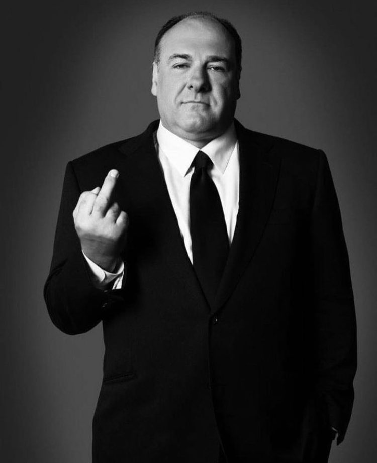 Bu parmak Tony Soprano  ya gelsin der gibi. #JamesGandolfini