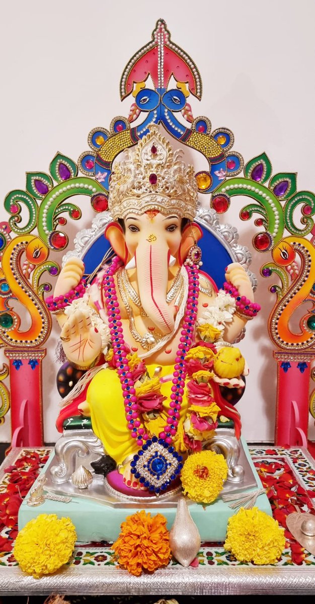 vijaykjp's tweet photo. गणेश चतुर्थीच्या हार्दिक शुभेच्छा ।
गणपती बाप्या मोरया । मंगलमूर्ती मोरया । 👏👏
#GaneshChaturthi2023
#ganpatibappadubai
#GanpatiBappaMorya
#festivalsofindia 
#expatindubai https://t.co/pQDTRihQdM