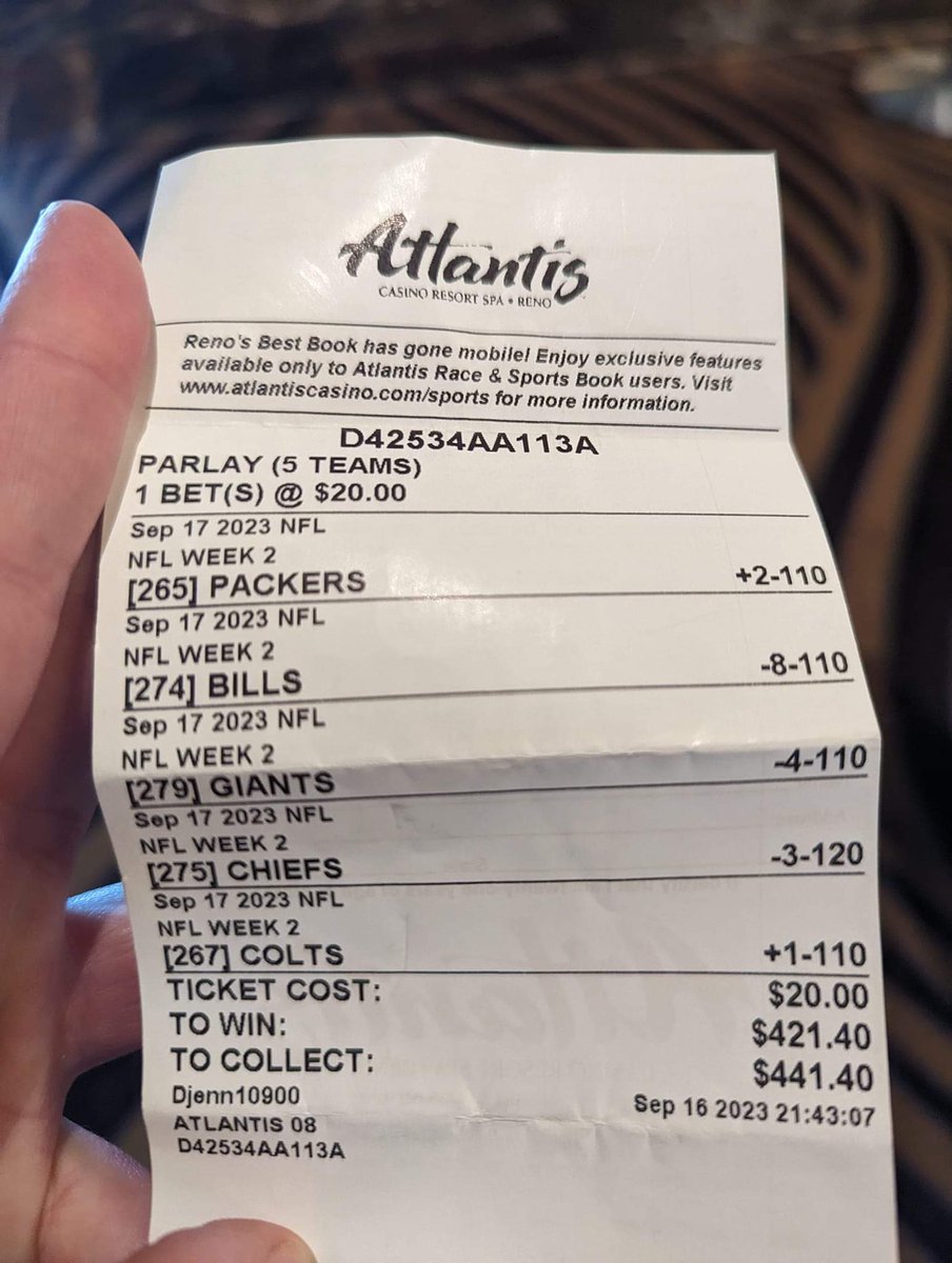 Sluuggo's tweet photo. @notthefakeSVP @StanfordSteve82 Here you go, worst #badbeat of the year. I'll never root for another NYC team again. https://t.co/Tp97mSxOEB