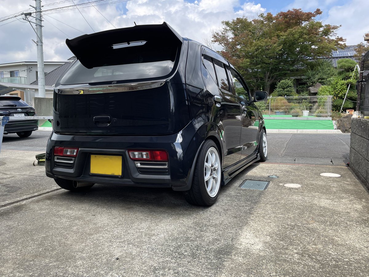 0216Kkr's tweet photo. 走行会の片付けと洗車、ついでにサイドステップも復活させたけど、やっぱこれだねー https://t.co/ZAMP6kWLRV