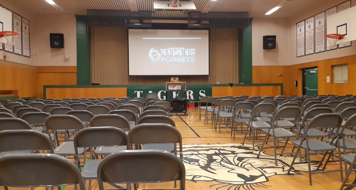 pauldavisSNS's tweet photo. The Calm before the #knowledgestorm
Branton MS
#calgary #yyc
Paul Davis https://t.co/DZAVs9uXAk