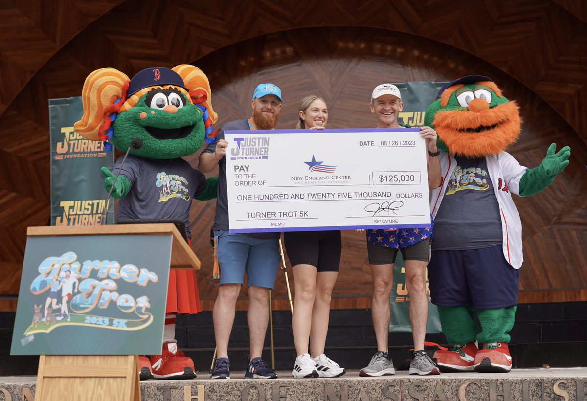 Justin Turner Foundation tweet media