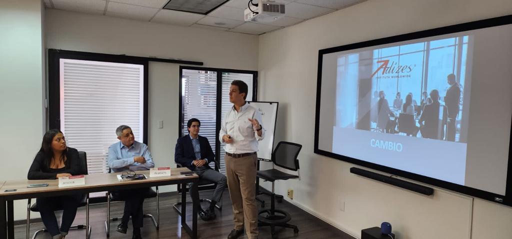 adizesinstitute's tweet photo. Mederilab Makes History!

Exciting news, everyone! Mederilab, a leading name in Mexico &amp; LATAM's pet health sector, is the FIRST to graduate from the Adizes Online program! https://t.co/IhWiZ1YlUu