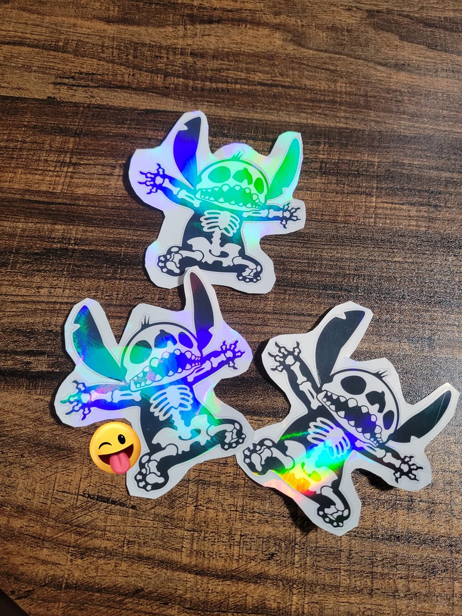 You can't tell me these holographic stitch stickers ain't fire 🔥🤌