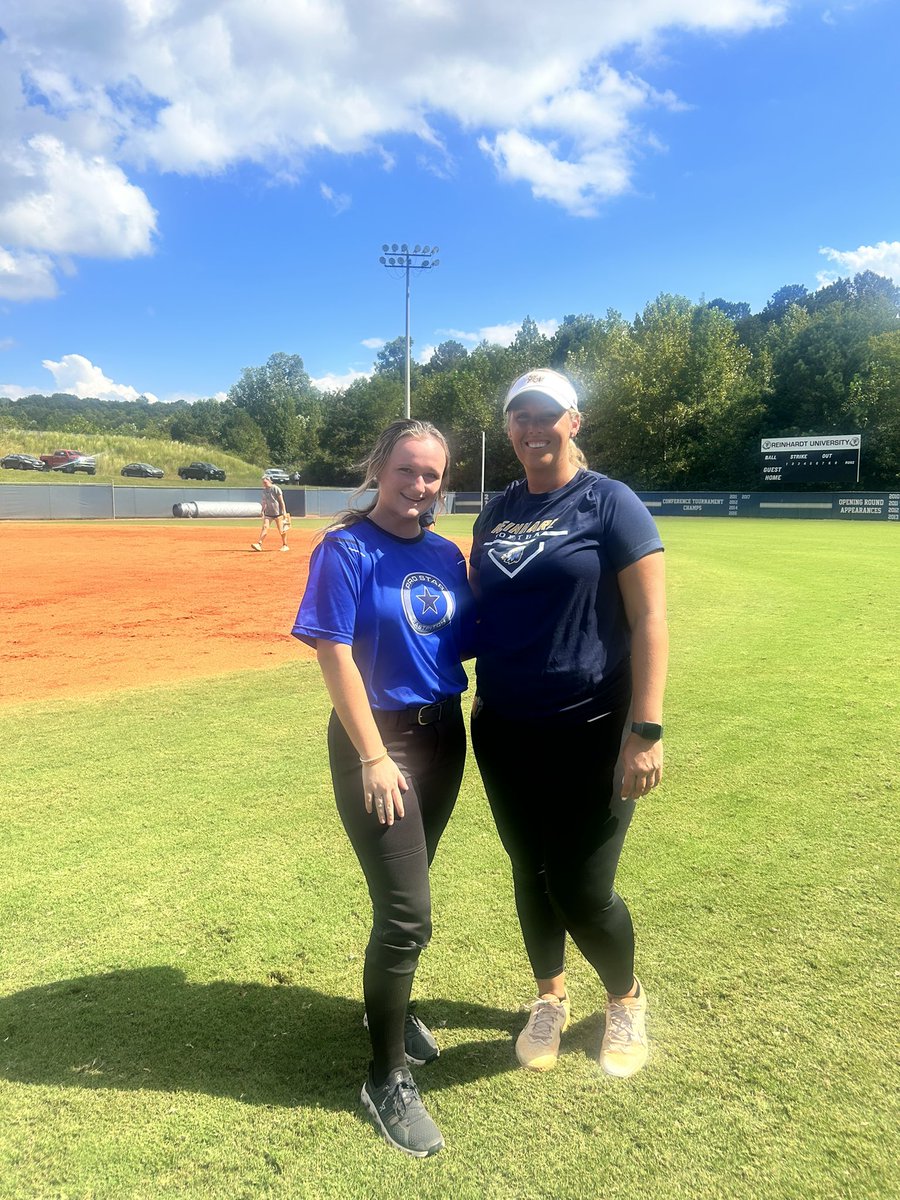 Thank you so much @RUSoftball22 for inviting me out to practice! I had a great time working with y’all and other great players on the field! @coachchattin
