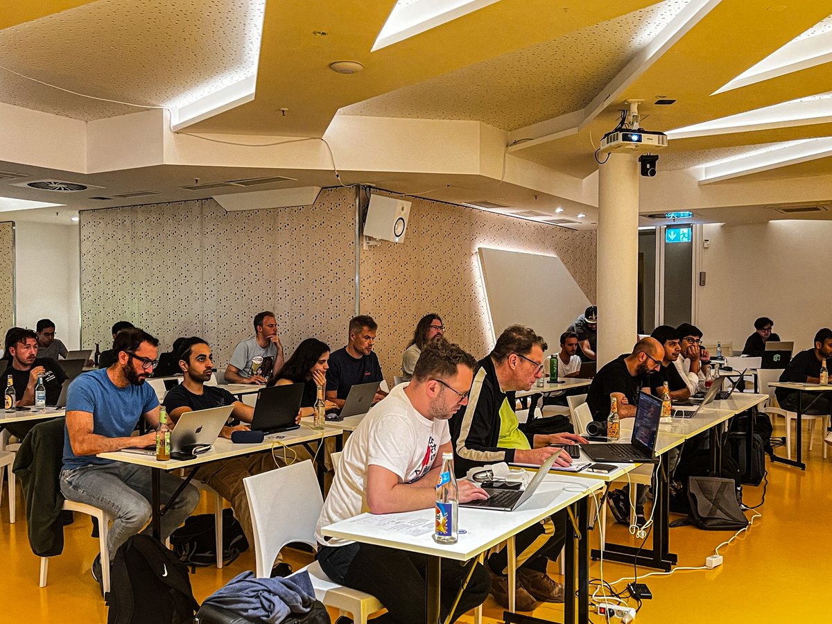 sojoypokkamol's tweet photo. Thanks to everyone joining us for Day 1 of the @Chainlink Bootcamp in Berlin. 

We dived into smart contracts, Chainlink Data Feeds, and #CCIP, plus interactive demos that surely left an impact.

Shoutout to our incredible instructor, @SolangeGueiros. Excited for Day 2! 💪🇩🇪 https://t.co/PexaDwrCEd
