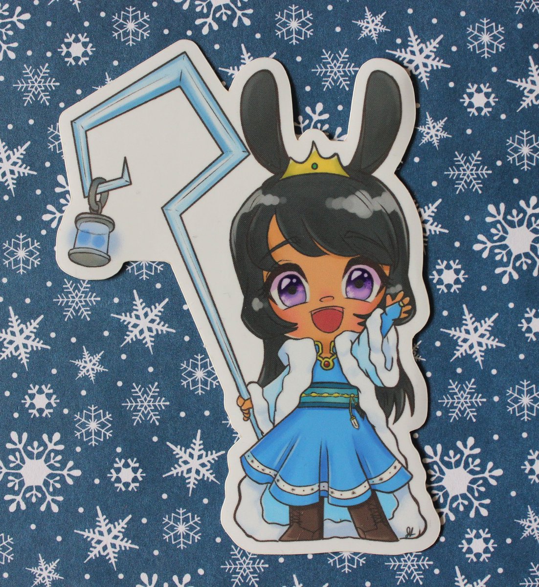 PrincessQuinnR's tweet photo. ❄️Store Open!❄️
Hello citizens! I'm happy to announce my store is now open!

🔗 https://t.co/Tr0nMN64na

Some anime merch,but also have some original stuff in stock ! Please take a look! 
Commission info is on the site as well ❤️❄️ https://t.co/G7ZnEod5x9