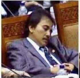 AbankTho2's tweet photo. Calon generasi penerus siapkah..??
Wakil Rakyat atau wakil partai..?
Generasi yg Membagongkan di mulai dari bibit bibit yg bungul 😂😂😂😂😂😂😂😂😂 https://t.co/VEGbqbfGp5