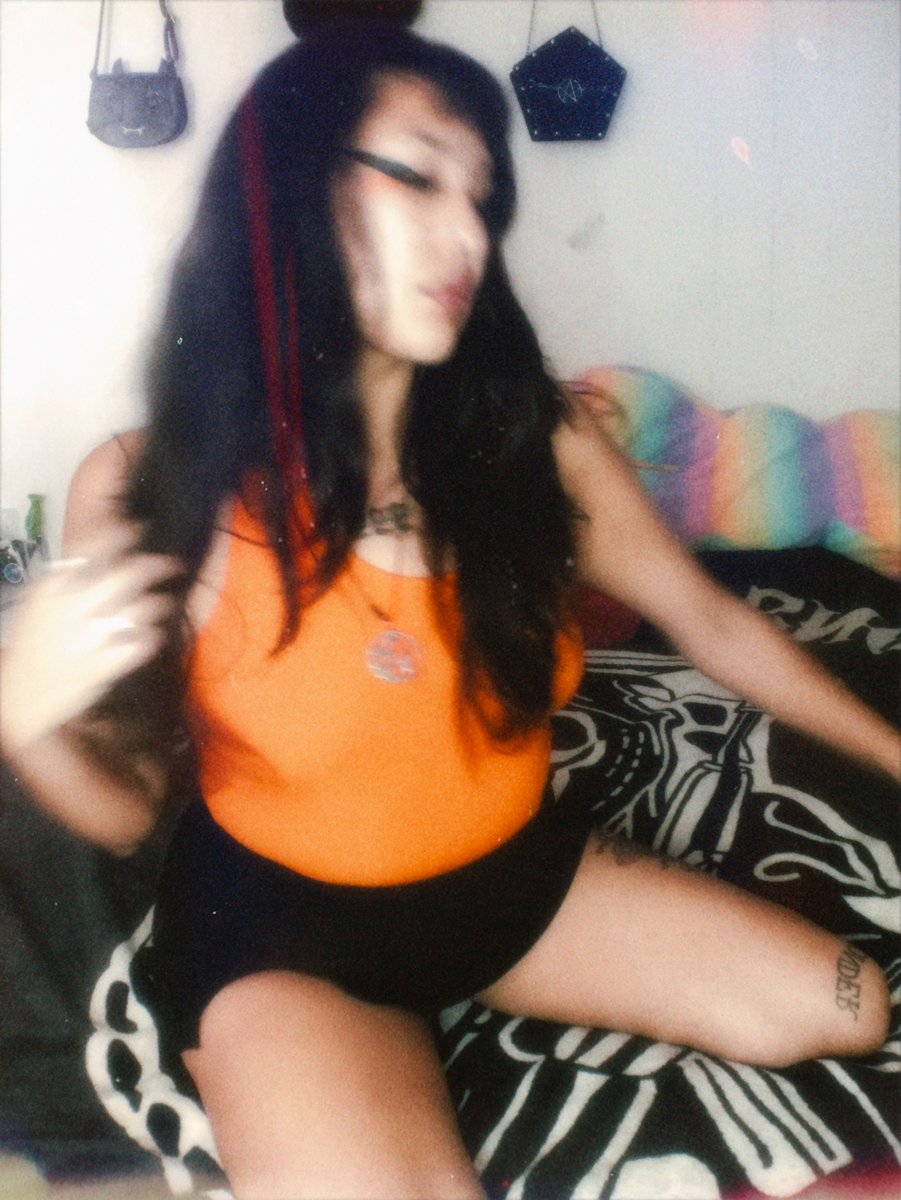 AZTlRAM's tweet image. I’m so fkn pretty :P