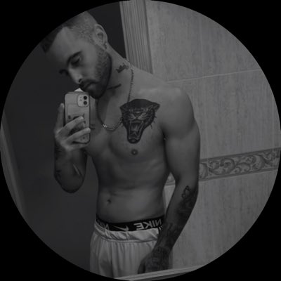 pjam64's tweet photo. #NuevaFotoDePerfil https://t.co/sFkkZTDYJb