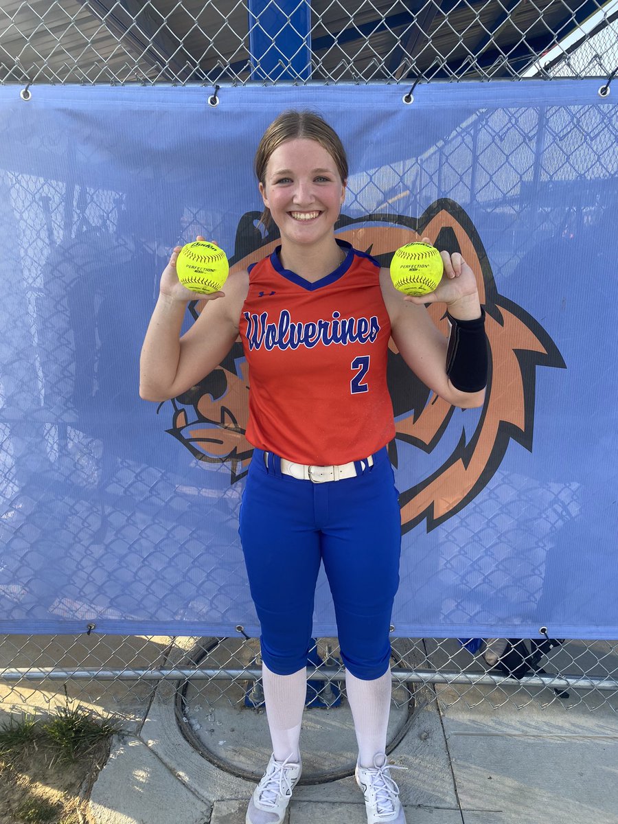OPS_WestviewSB's tweet photo. MYA MILLAGE had 7 RBIs w/ a GRAND SLAM over the SCORE BOARD ☄️ in the 2nd inning followed by a LINE DRIVE 3 run HR in the 3rd 🙌🏼🚀

Congratulations to Mya Millage on having the 1st Grand Slam on the new field 💪🏼 https://t.co/rqPucFXl5n