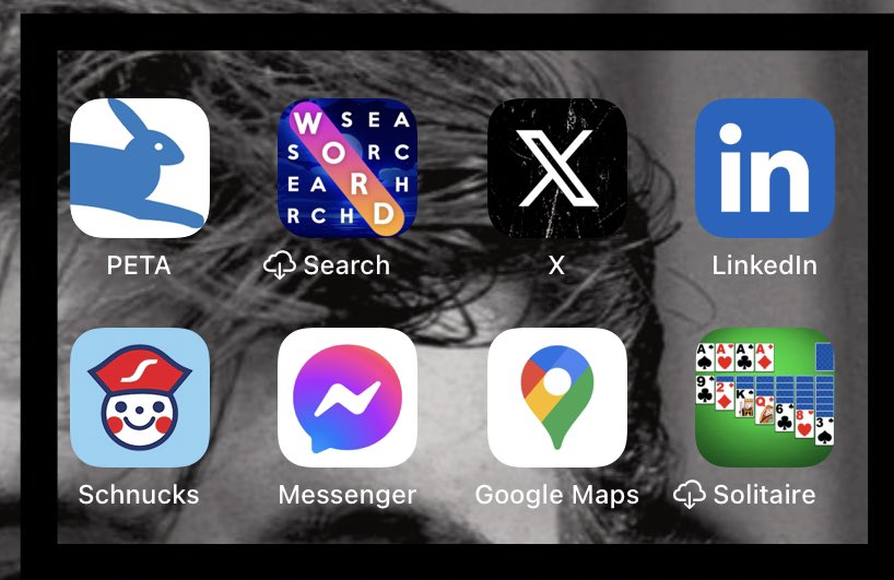 SarahBowBeara's tweet photo. Why does this app resemble a porn site? 

#X #RipTwitter https://t.co/Q1qhpgPXto