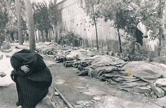 🇵🇸 II SABRA & SHATILA MASSACRE Sept 16 ,1982 - Sept 18 ,1982

A Palestinian survivor weeping over the victims of the Sabra and Shatila massacre in 1982

Never Forget
Never Forgive !!

#SabraAndShatila 
#SahabatPalestina_ID 
#ForeverPalestine