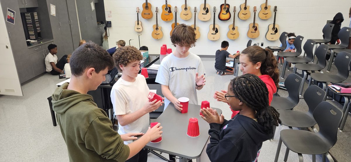udhschoir's tweet photo. 8th Grade learning theme and variations with our cups! https://t.co/s0zYsCZ4rC