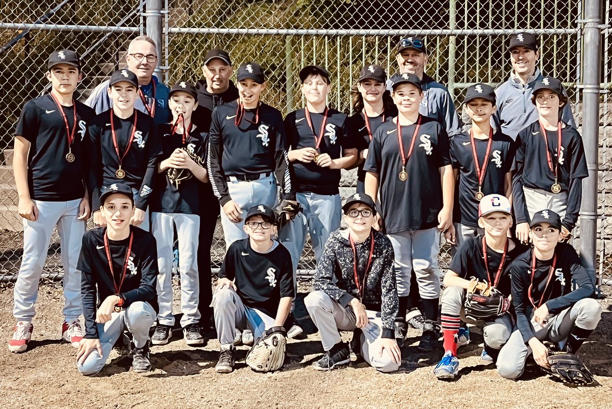 Chris_Dillon's tweet photo. Big congrats to the 13U White Sox on a championship season! Terrific group of kids. https://t.co/if1tRoRXEb