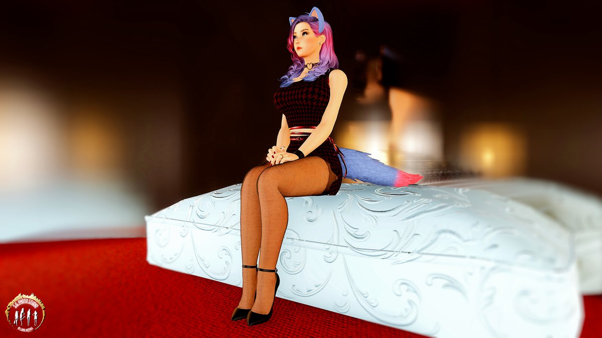 First photo shoot back after the Studio's summer break with our assistant photographer <a href="/MissMari3dx/">MissMari</a>! 

PH: <a href="/LordArthas_SG/">Lord Arthas</a> 
Model: <a href="/MissMari3dx/">MissMari</a> 
Loation: S.G. Studio Mirror Room

#3dxchat #VirtualPhotography #sgphotostudio #3dxchatvirtualphotography