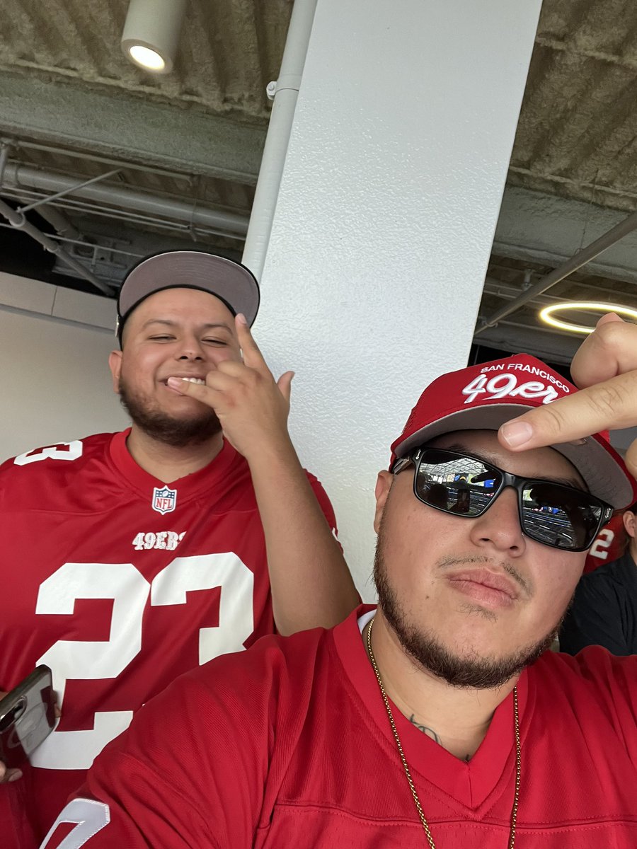 Youngcompa's tweet image. Had it big lit with my brother in LA !