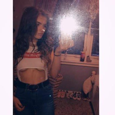 scottishbeauts's tweet photo. Connie #chav #teen #flashing #bimbo #uk #tiktokgirl https://t.co/RNz9yOShWW