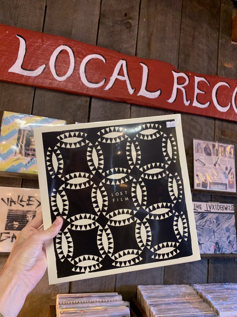 ericcpresz's tweet photo. HELLO friends. The band has a new record out. Please consider picking it up if you’re interested in checking it out. Link below. https://t.co/LkkWrjSVKc