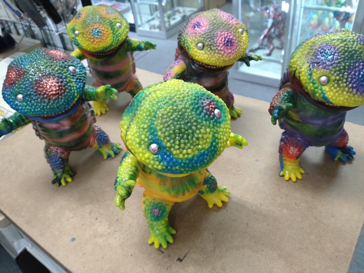 大サンシロー 全五色 こんな適当画像しかなかったが一応あって良かった