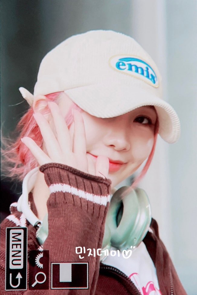 minjiday_331's tweet photo. 230919 ICN

#민지 #MINJI 
#시크릿넘버 #SECRET_NUMBER https://t.co/tgSE4dNmL1