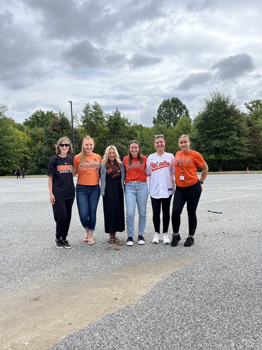 Ms. Brooks tweet media