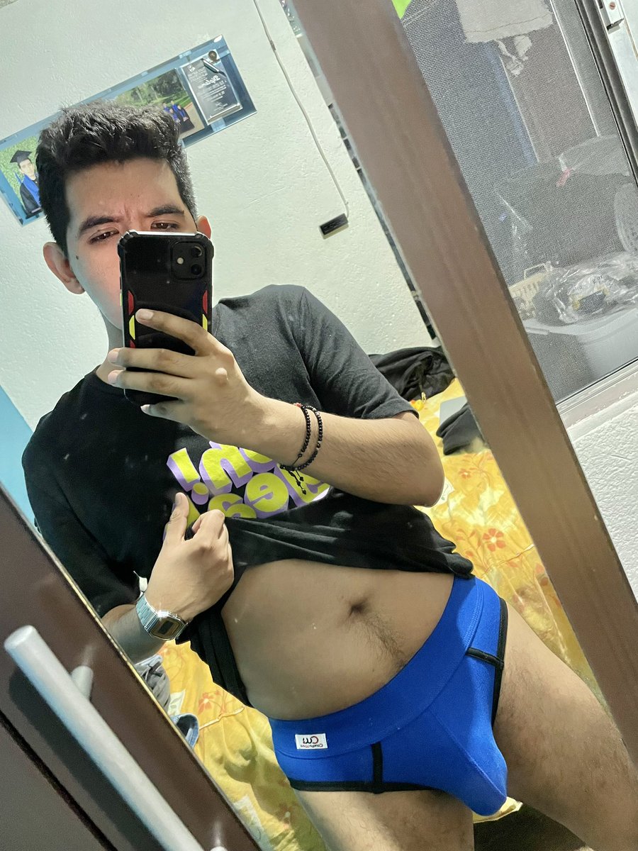 JuanCor42481956's tweet photo. Aquí también se usa ropa!
Saludos!!
RT 🔁 MG ❤️
#Gay #Gaycdmx #Gaydf #Gayhot #Rt #Cruising https://t.co/5Uf5OIKaRb