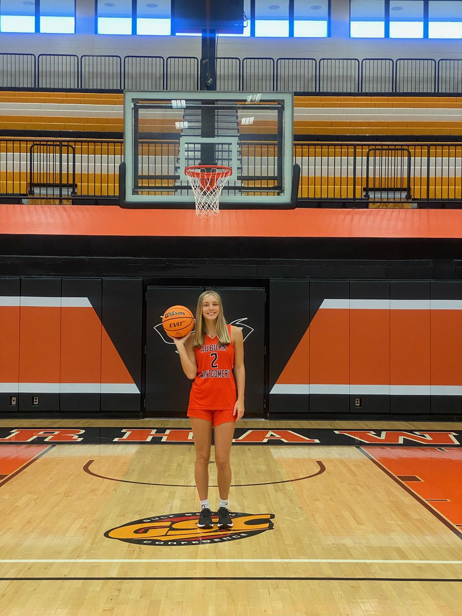 Had an amazing time on my official visit with <a href="/AUMWarhawksWBB/">🏀AUM Women’s Basketball</a> thank you so much to @CoachJonAUM and <a href="/coachphillips_/">Ashleé Phillips</a> for having me!!! Love everything about this school! Go warhawks🧡🖤