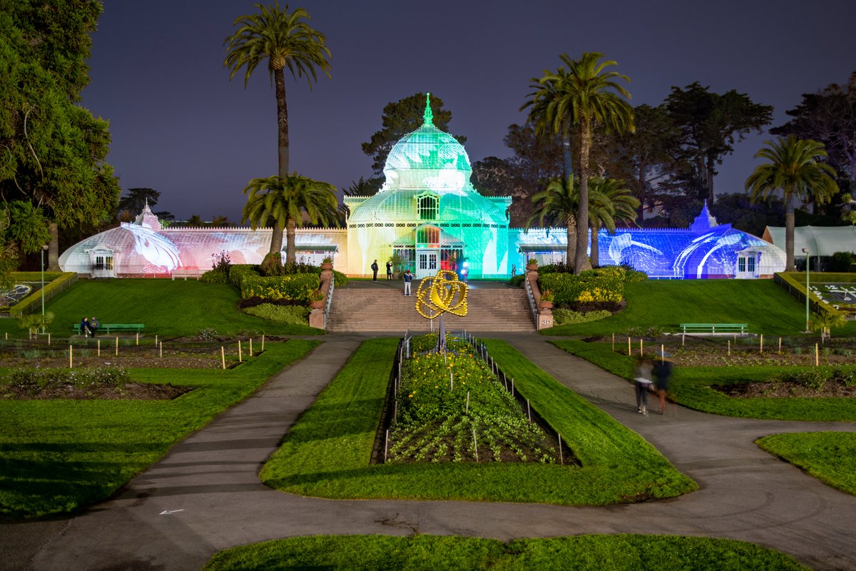 RecParkSF's tweet photo. To celebrate the 20th anniversary of the reopening of the @SFConservatory, which happened on 9/20/03, our Historian in Residence Christopher Pollock will share the storied history of the greenhouse on Wednesday, 9/20 from 6-8PM. Details here: https://t.co/3h5JktoMxR https://t.co/FM6yLZnxuW