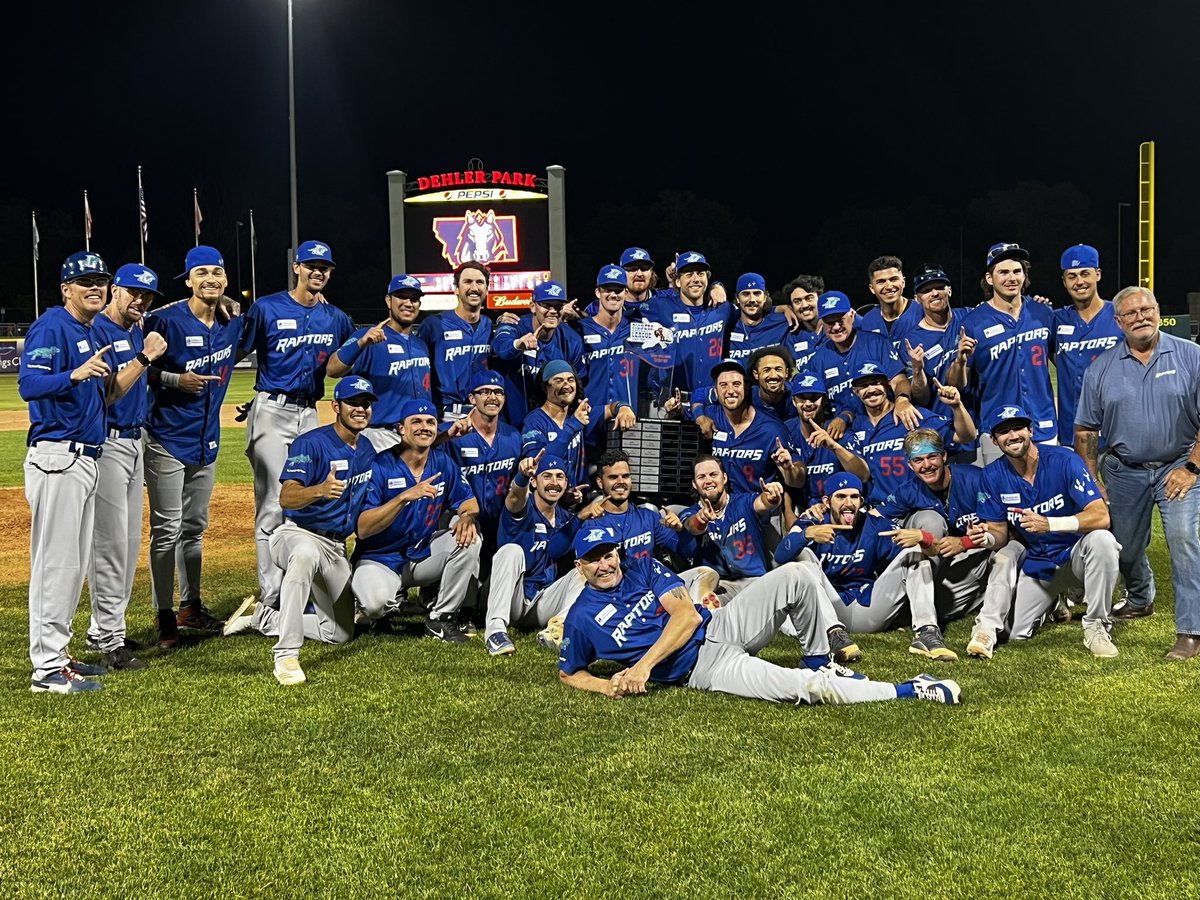 OgdenRaptors's tweet image. Raptors Won!!!!!!