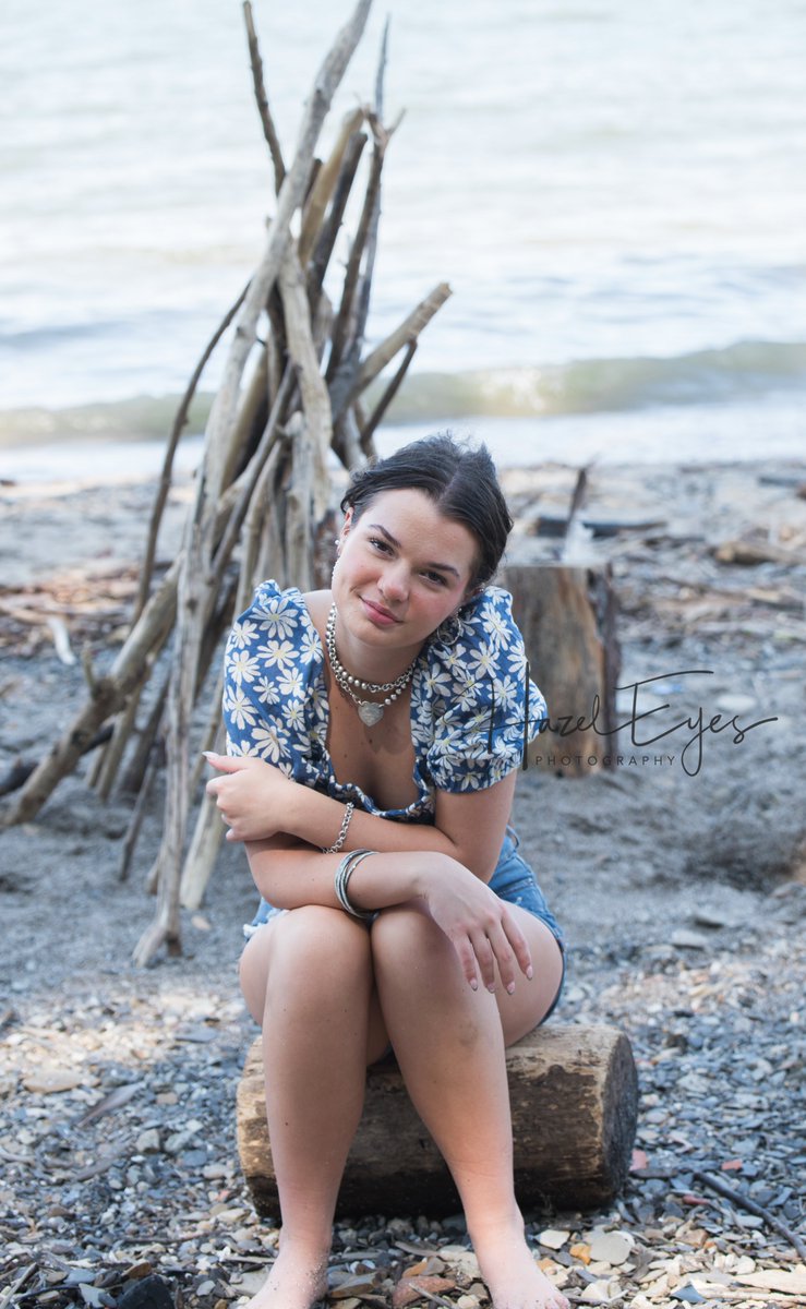 Meet Paige! A senior at Berea, Paige picked these as 
a few of her faves! She really is a stunning soul!  Loved this beach session with her!