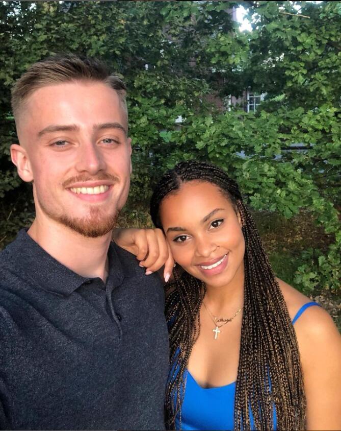 interracialbar's tweet photo. That grow together type love ❤️
#glowingandgrowing #love #happiness #inspiration #allsmiles #bwwm #wmbw #blackwomendatingwhitemen #summer #selfie #interracialcouple #interracialdating #interraciallove #swirl #swirllove #motivation #bfgoals https://t.co/vQDupUaruk