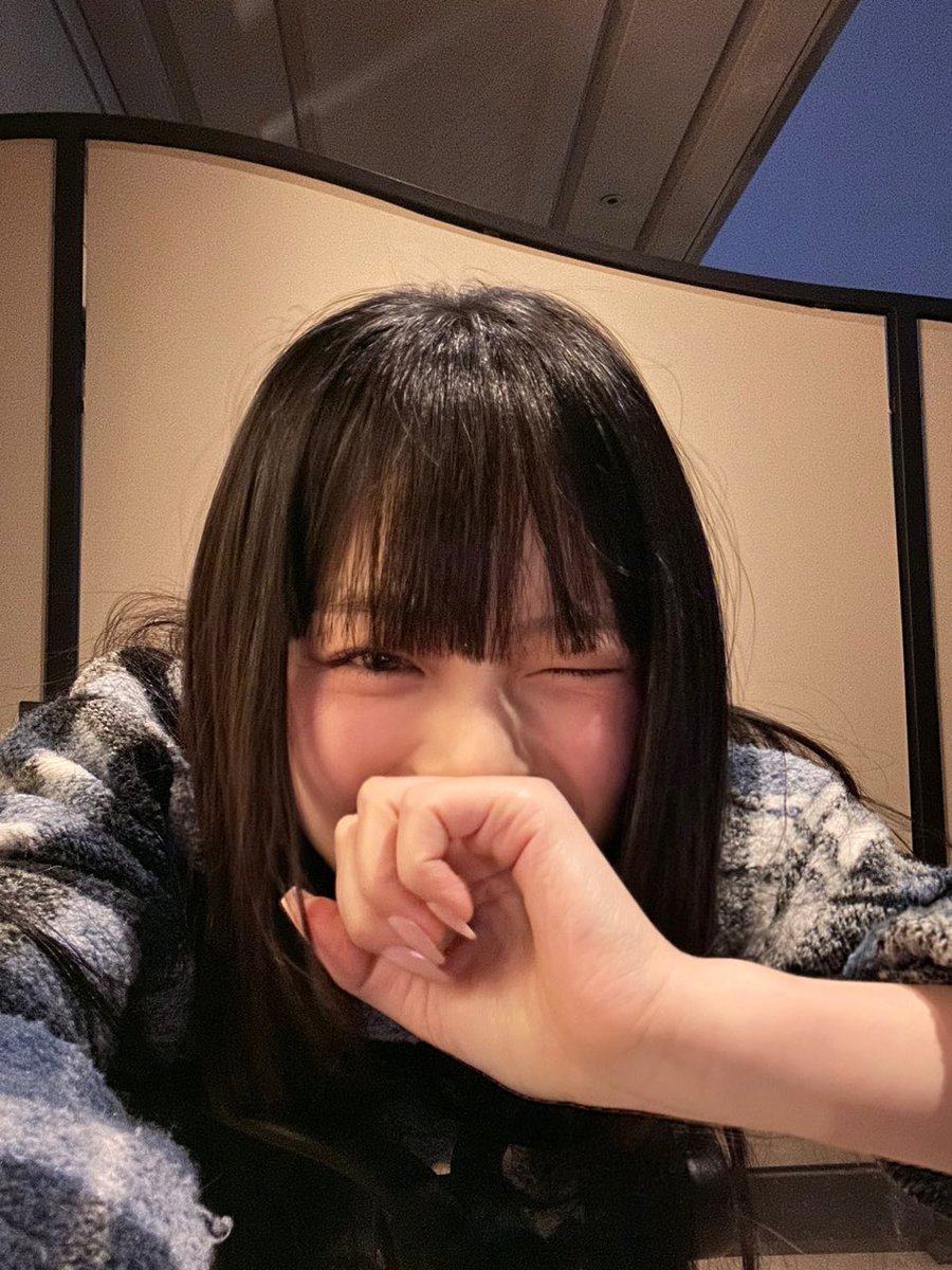 hanni archive⁵ tweet media