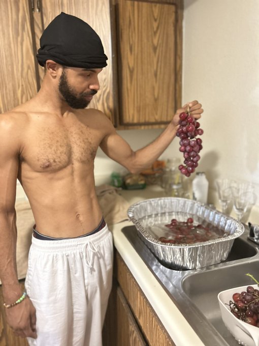 Follow Me On https://t.co/aFQl5ArhiS https://t.co/YBD9ikMsfa<a href="/tag/thegoat"class="tags"><span>#thegoat</span></a><a href="/tag/doggystyle"class="tags"><span>#doggystyle</span></a><a href="/tag/bigdog"class="tags"><span>#bigdog</span></a>